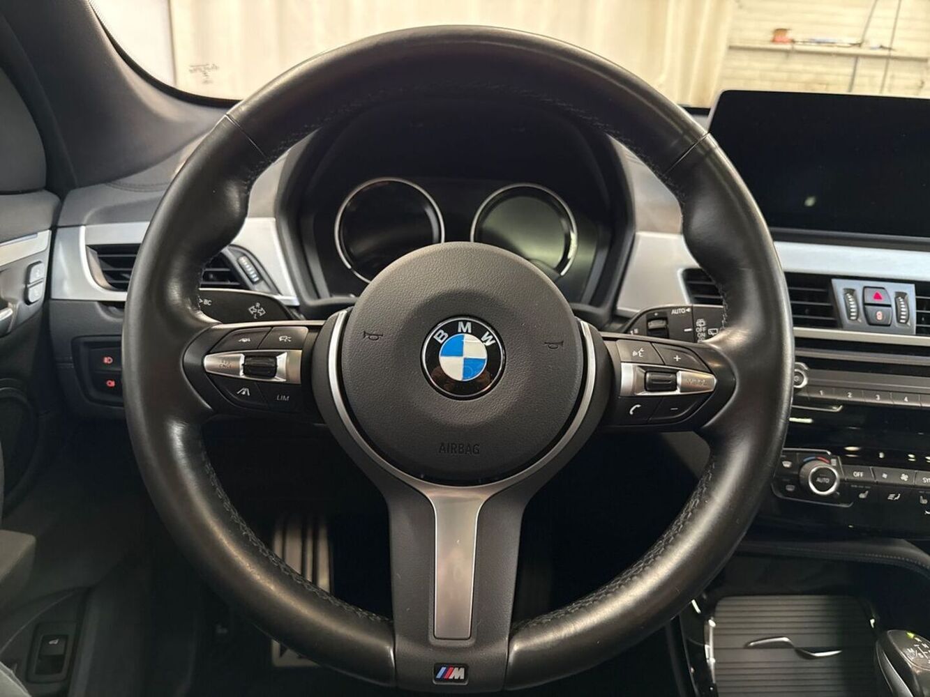 BMW X1 vaihtoauto