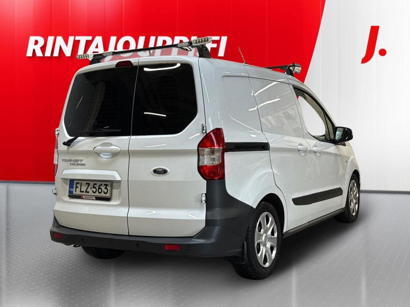 Ford Transit Courier vaihtoauto