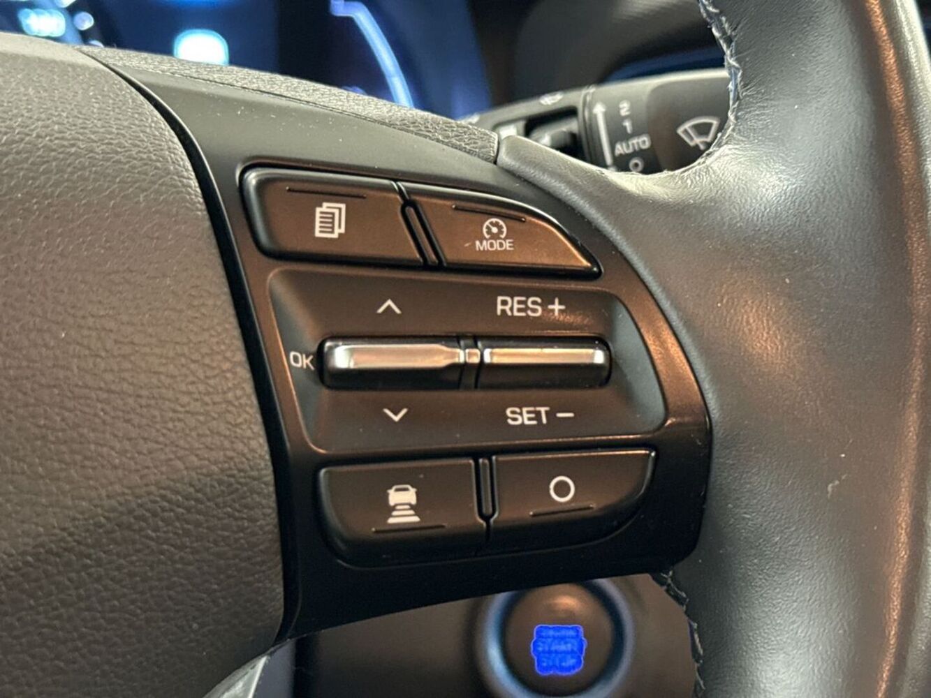Hyundai IONIQ hybrid vaihtoauto