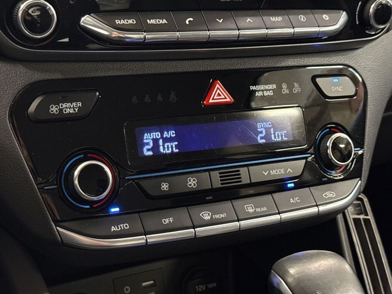 Hyundai IONIQ hybrid vaihtoauto