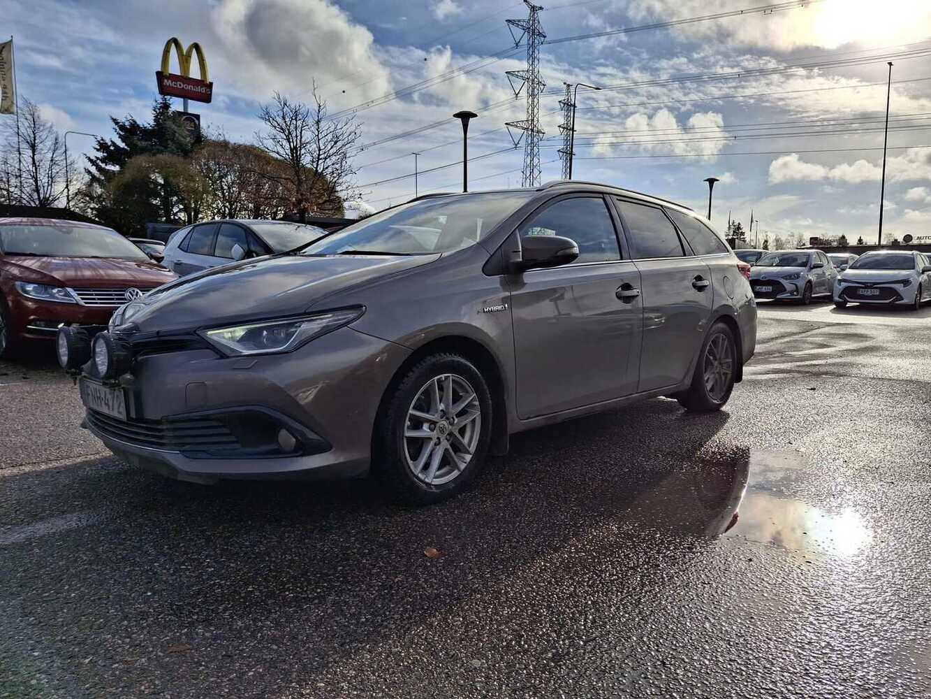 Toyota Auris vaihtoauto