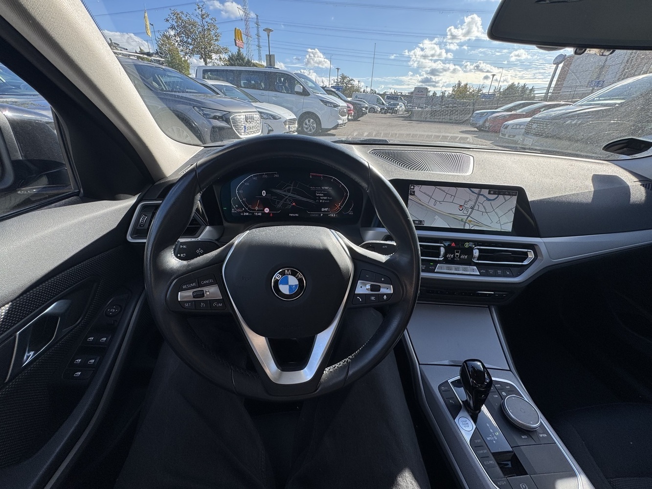 BMW 320 vaihtoauto