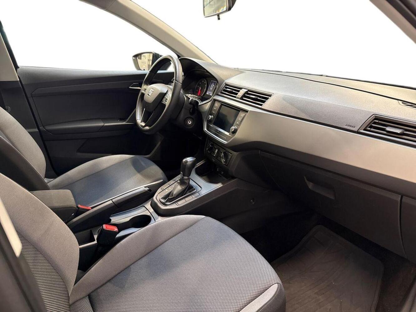 SEAT Ibiza vaihtoauto