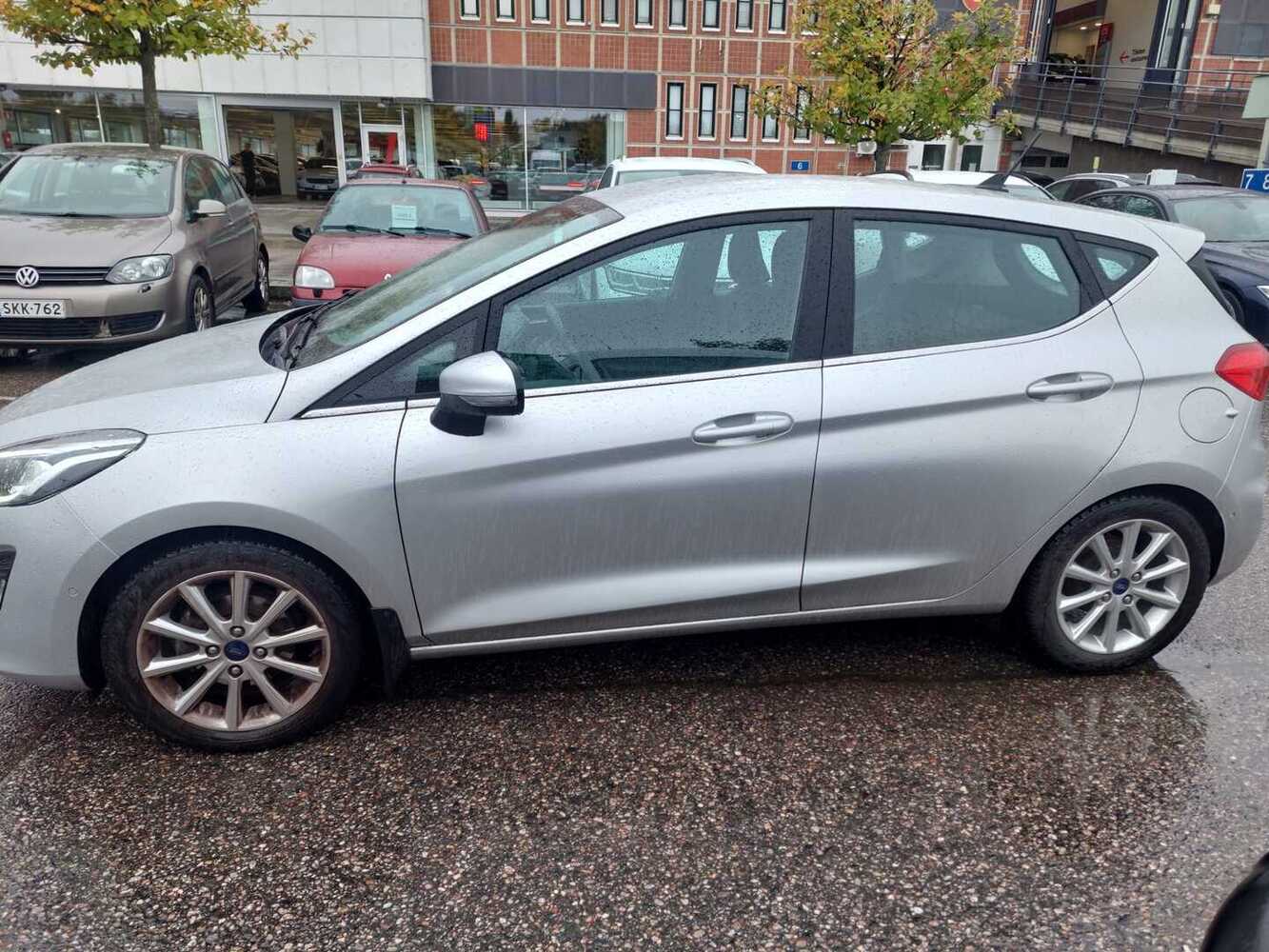 Ford Fiesta vaihtoauto
