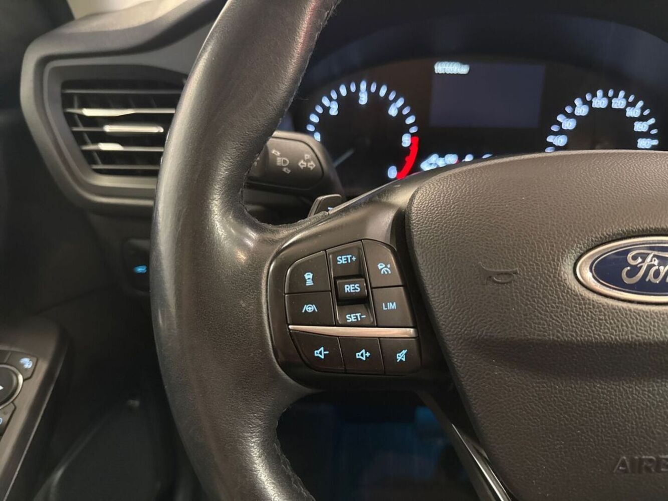 Ford Kuga vaihtoauto