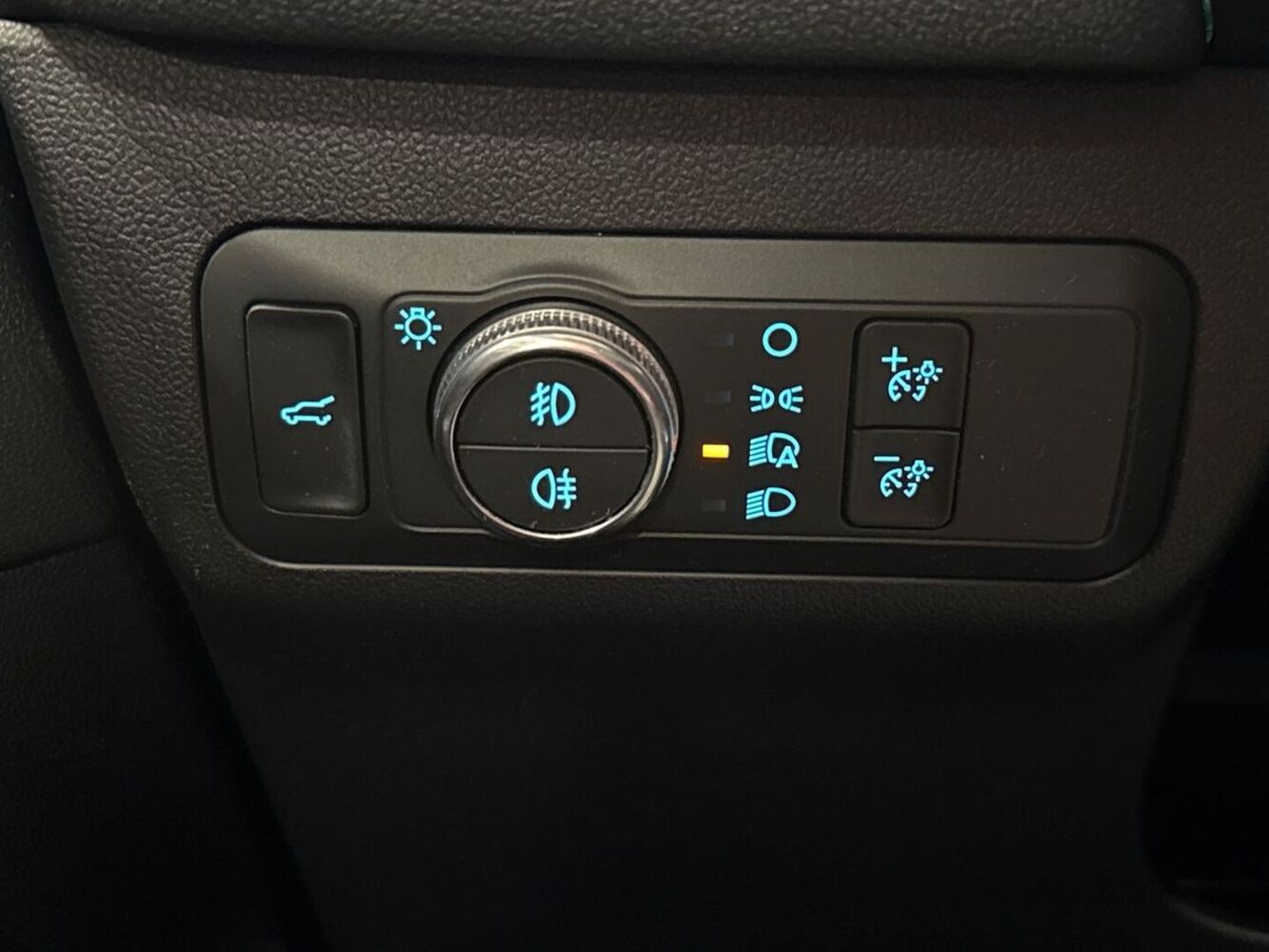 Ford Kuga vaihtoauto