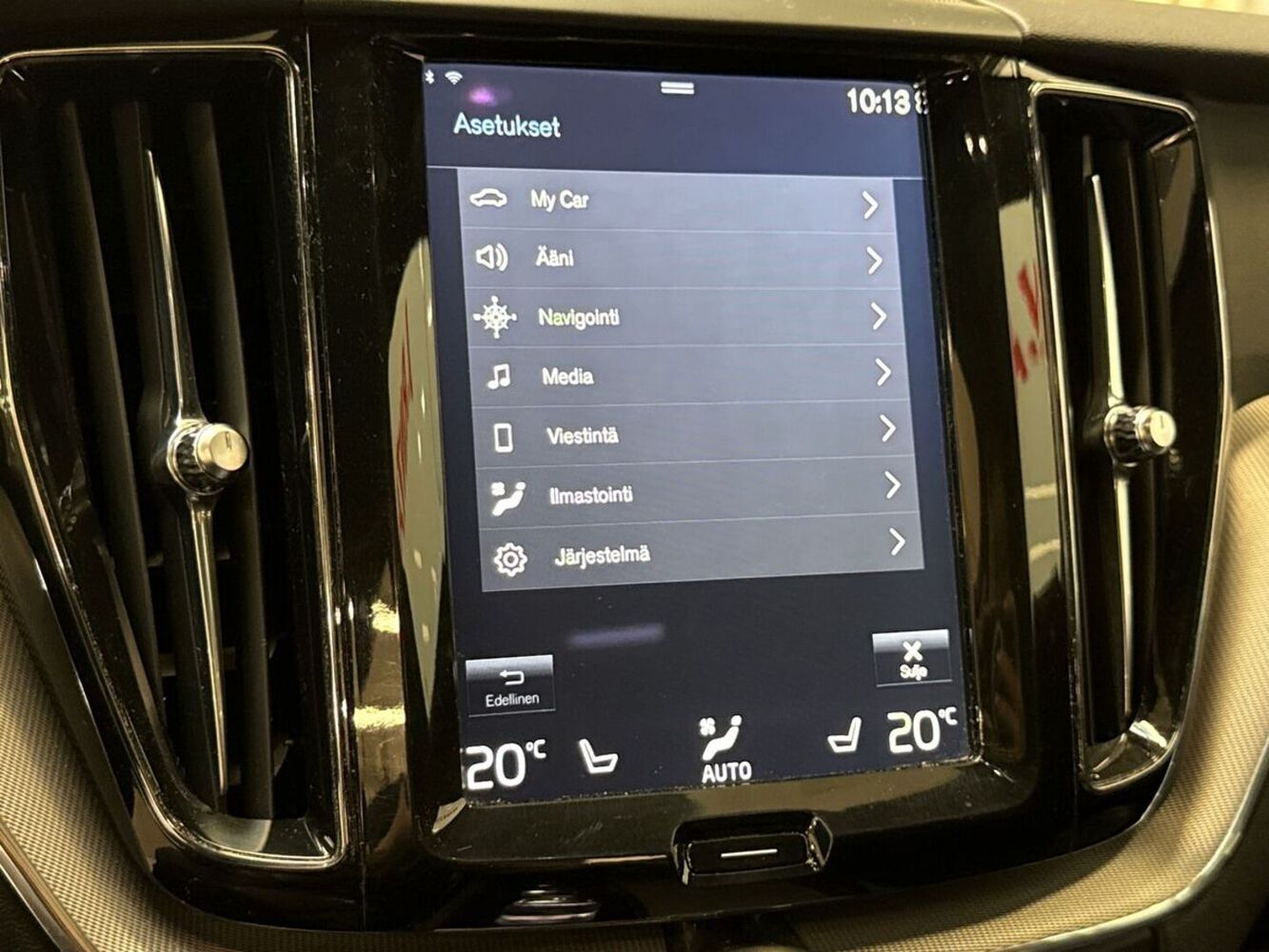 Volvo XC60 vaihtoauto
