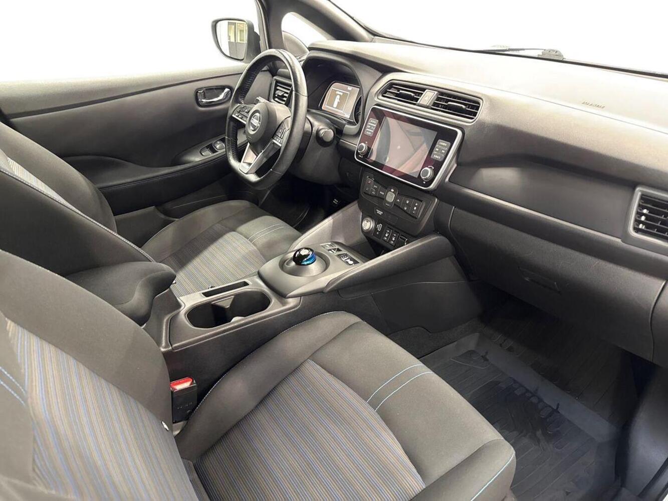 Nissan Leaf vaihtoauto