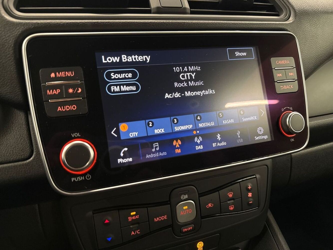 Nissan Leaf vaihtoauto