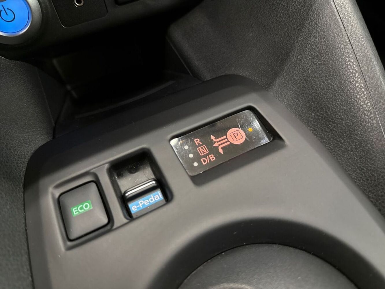Nissan Leaf vaihtoauto