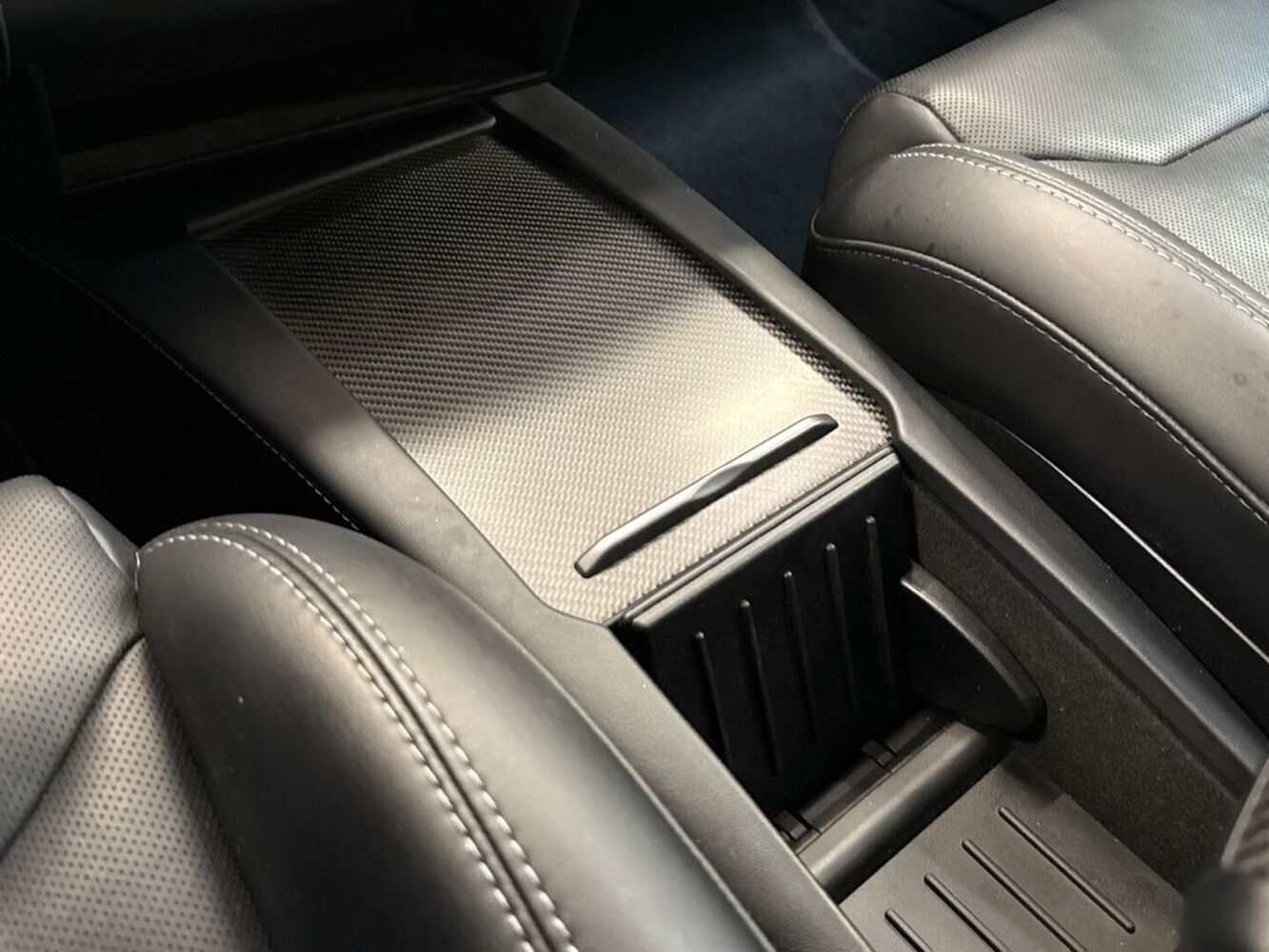 Tesla Model S vaihtoauto