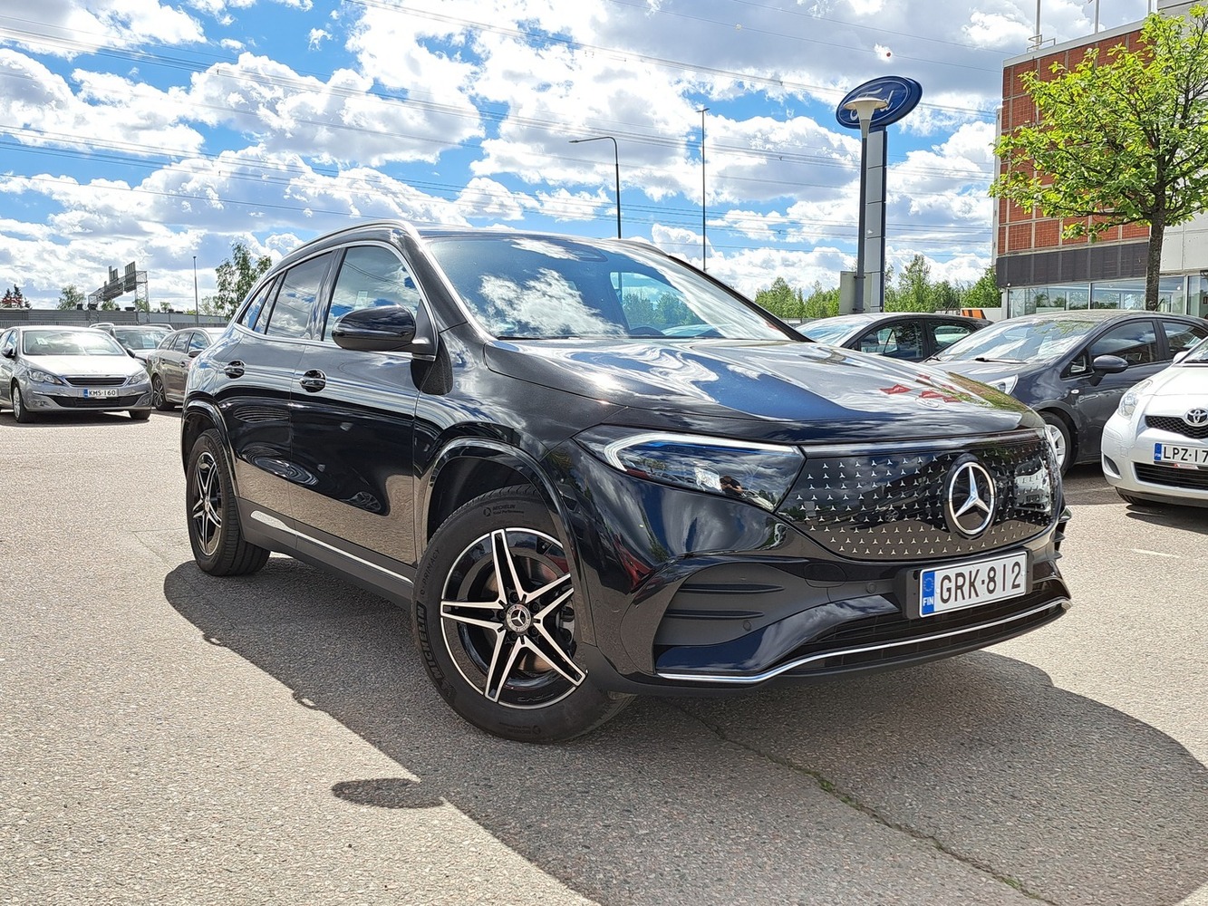 Mercedes-Benz EQA vaihtoauto