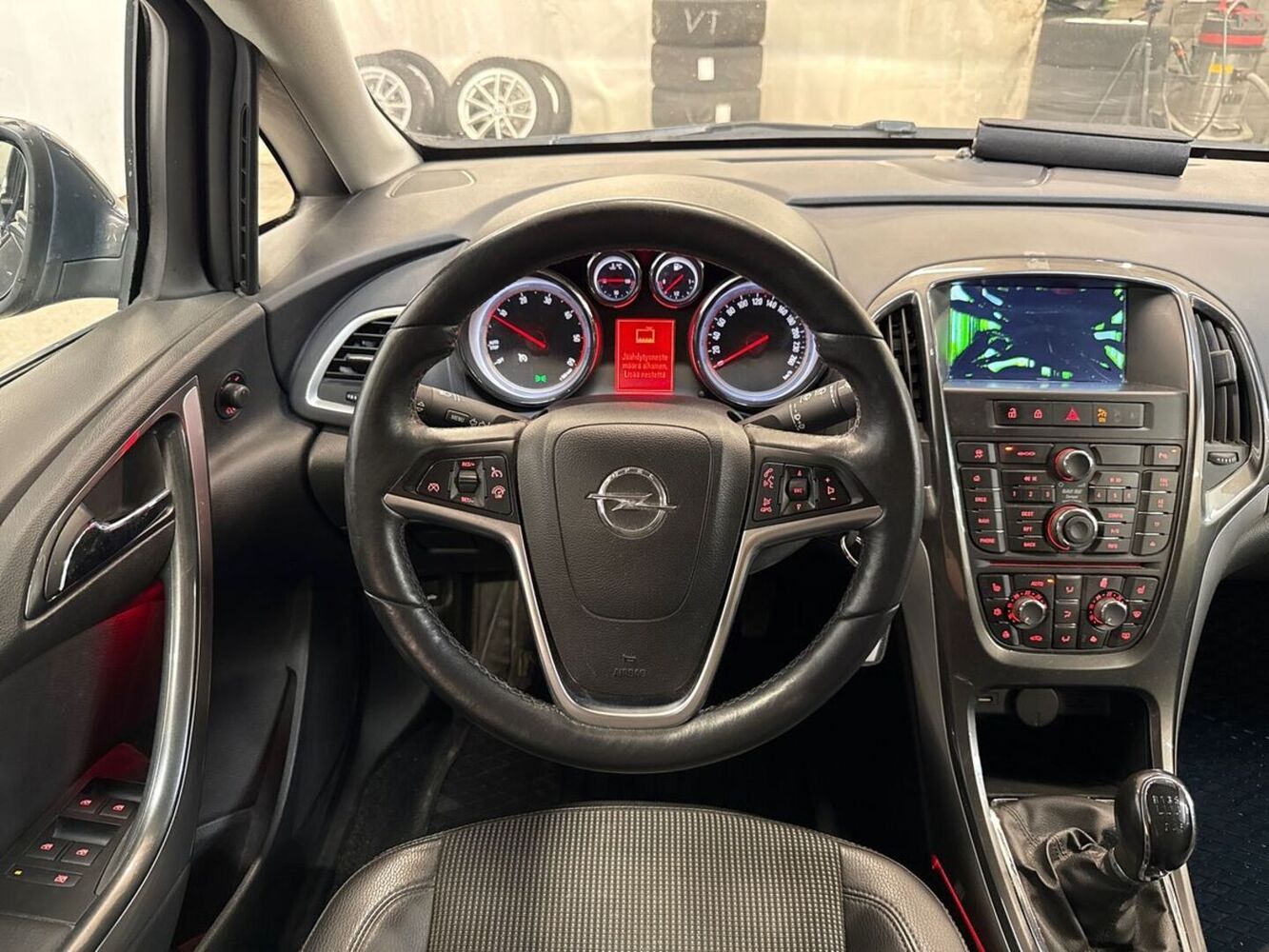 Opel Astra vaihtoauto