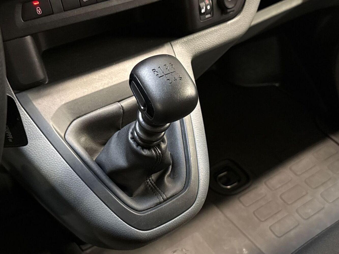 Peugeot Expert vaihtoauto