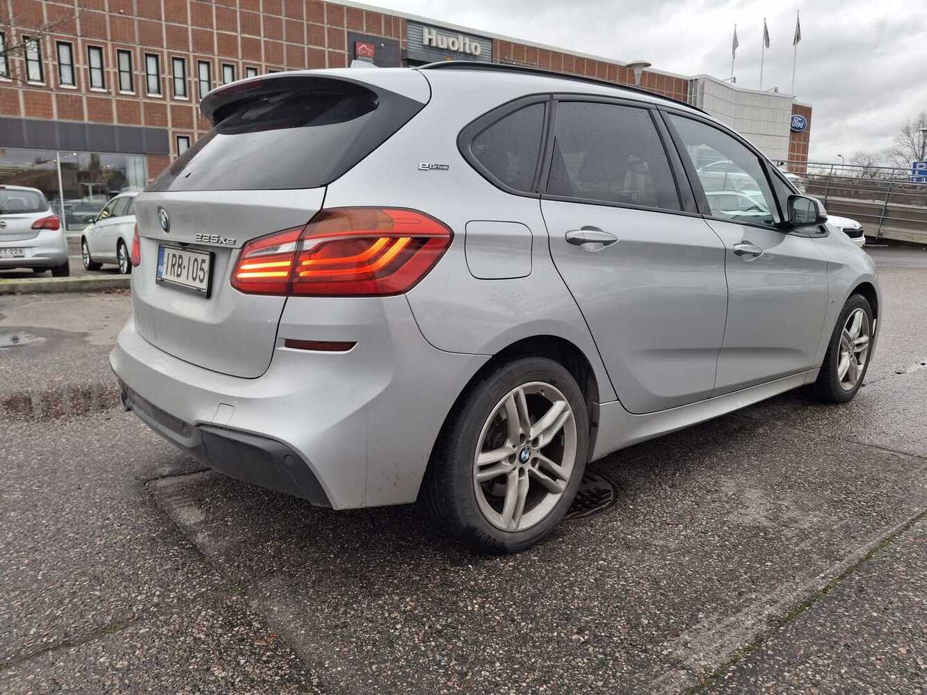 BMW 225 vaihtoauto