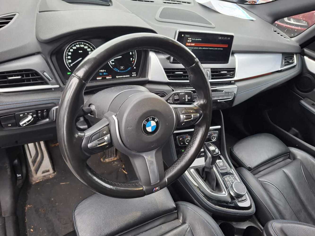 BMW 225 vaihtoauto
