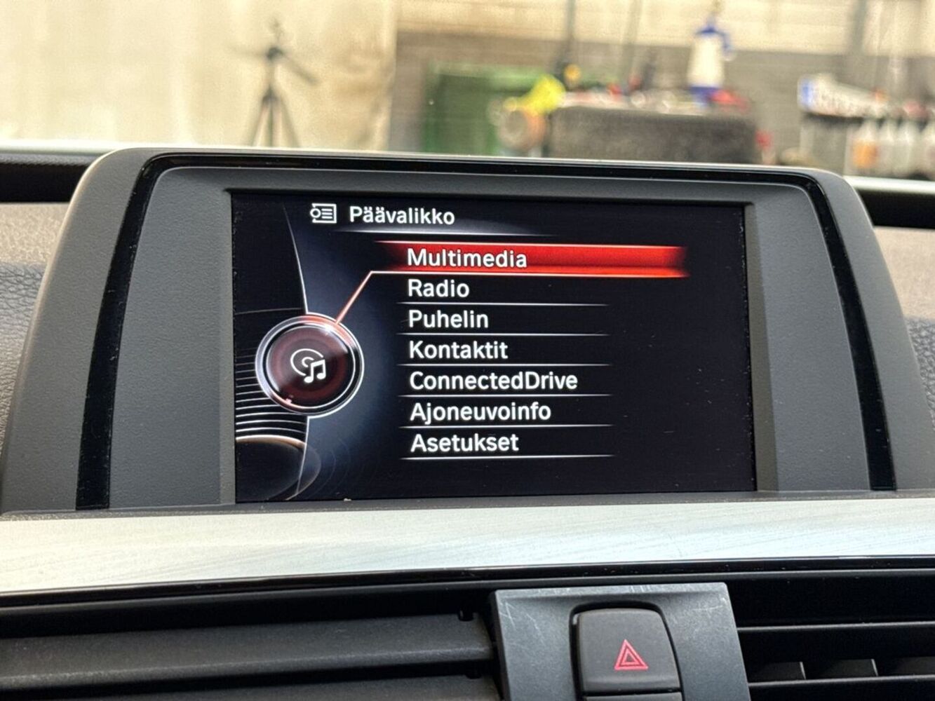 BMW 318 vaihtoauto