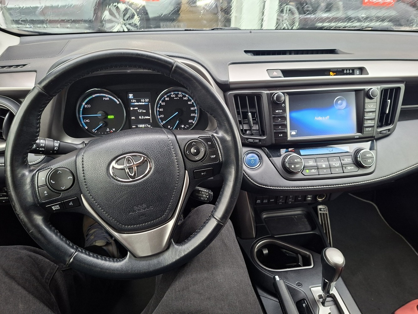 Toyota RAV4 vaihtoauto