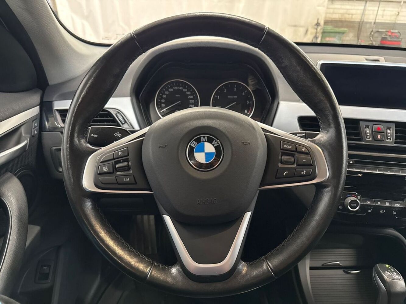 BMW X1 vaihtoauto