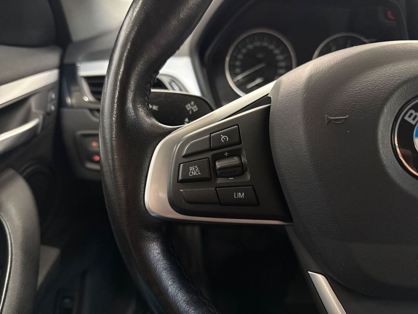 BMW X1 vaihtoauto