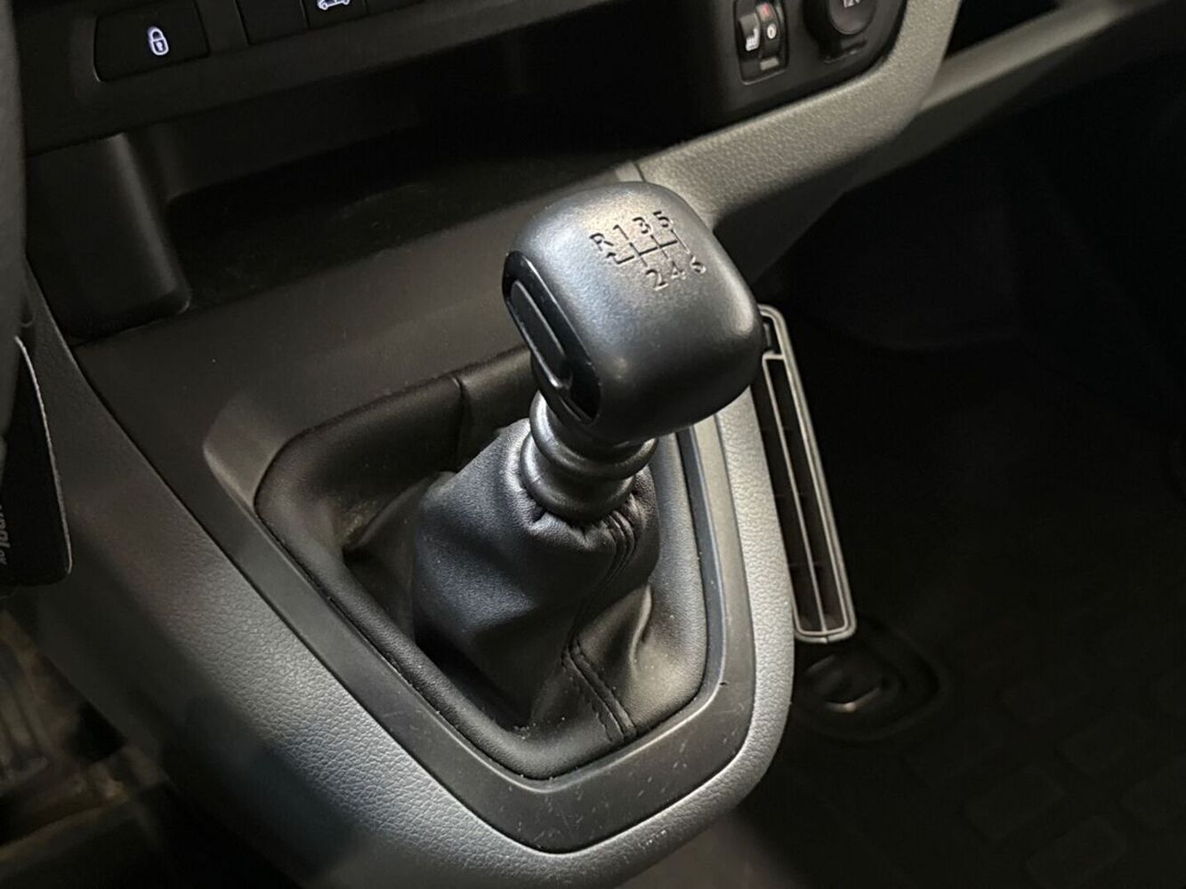 Peugeot Expert vaihtoauto