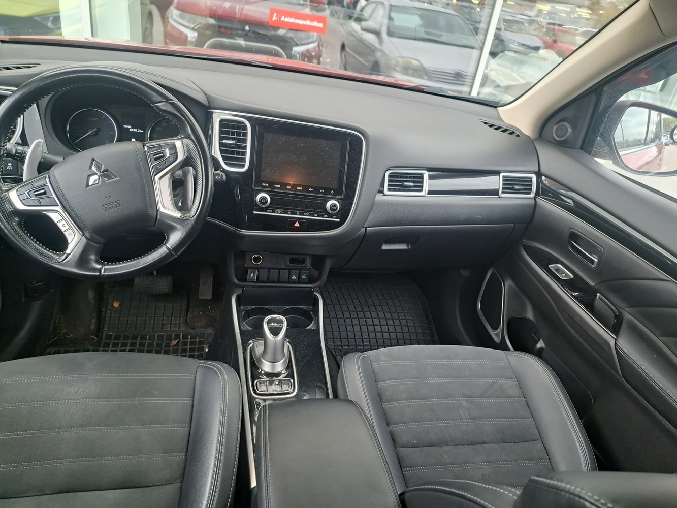 Mitsubishi Outlander PHEV vaihtoauto