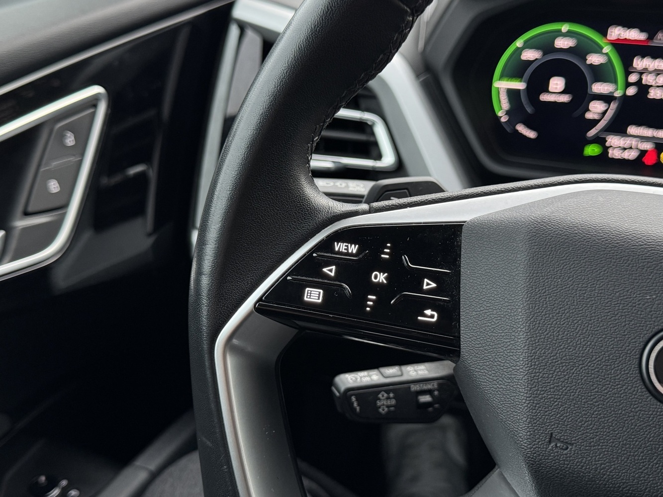 Audi Q4 e-tron vaihtoauto
