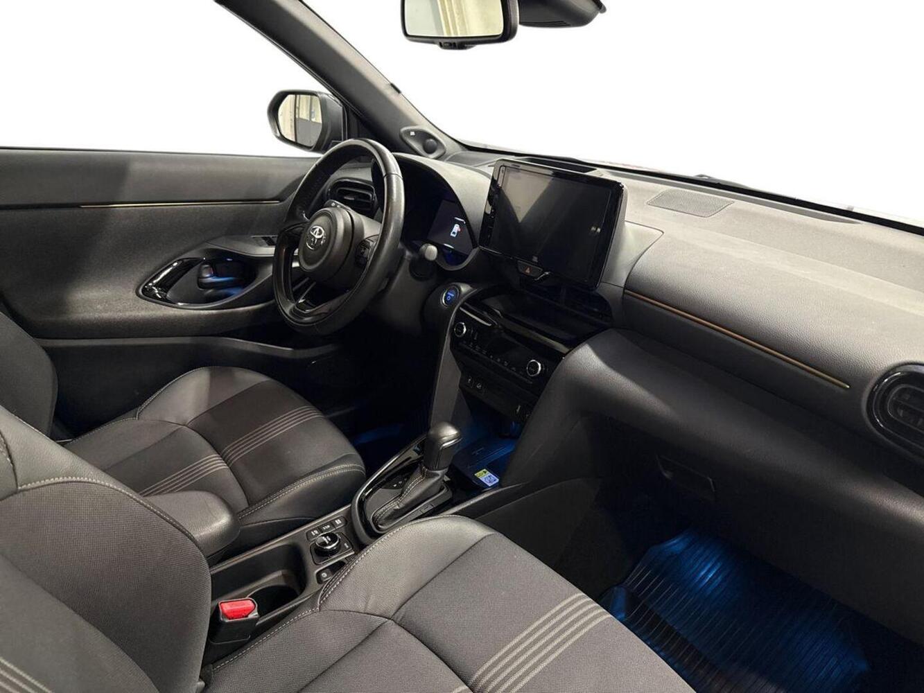 Toyota Yaris Cross vaihtoauto