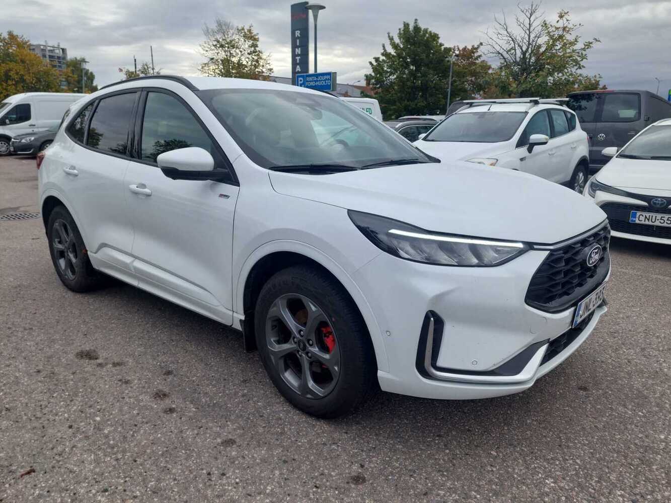 Ford Kuga vaihtoauto