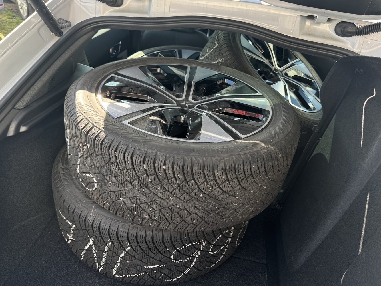 Polestar 2 vaihtoauto