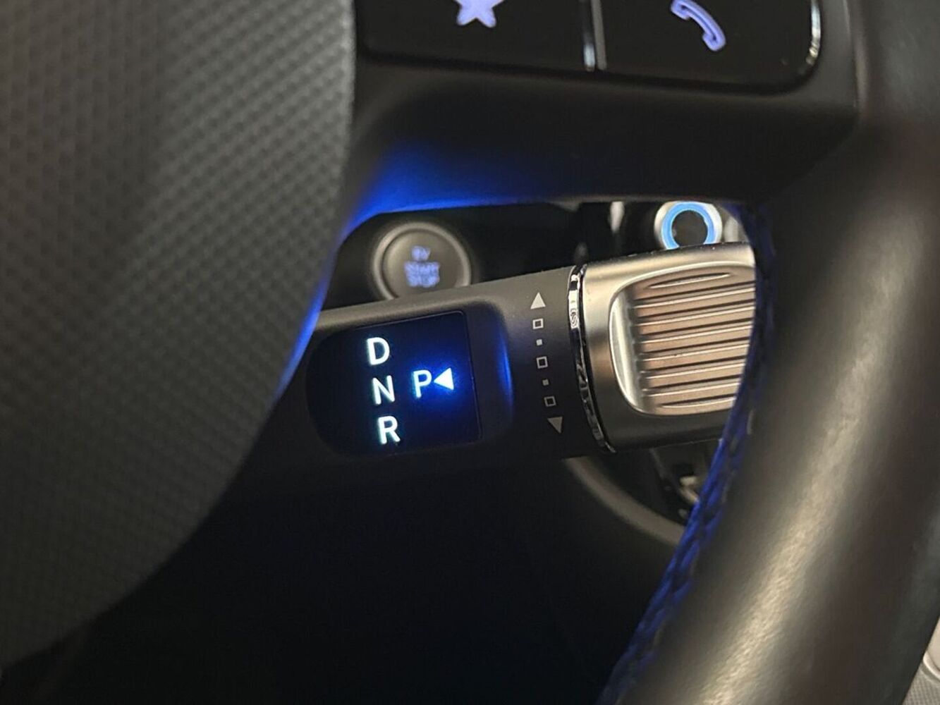 Hyundai INSTER vaihtoauto