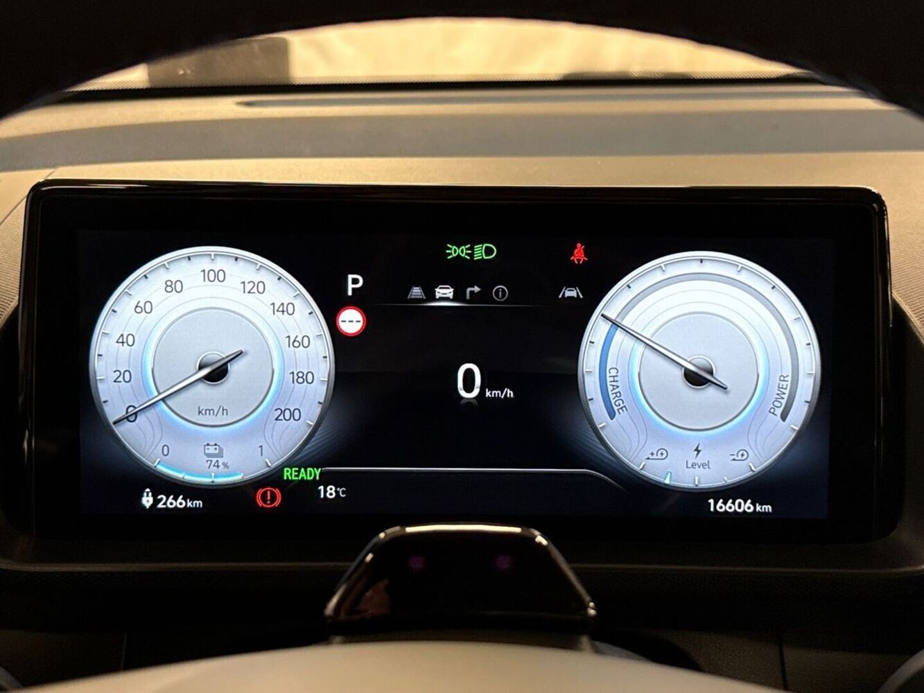 Hyundai INSTER vaihtoauto