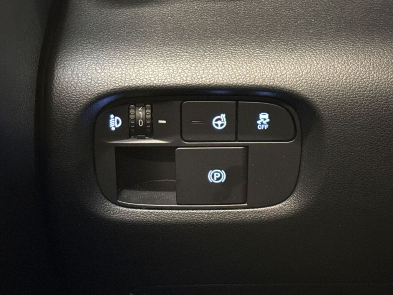 Hyundai INSTER vaihtoauto