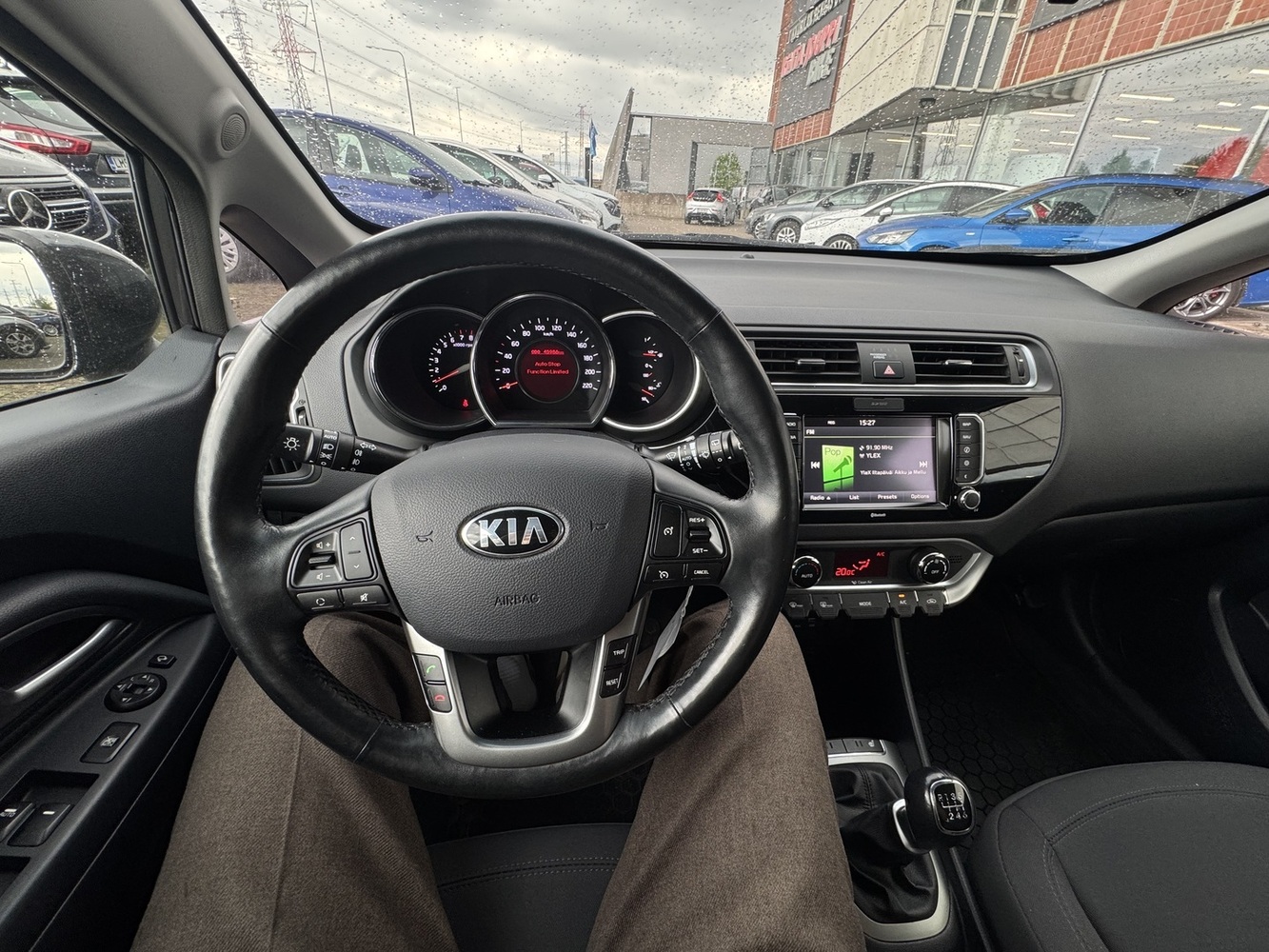 Kia Rio vaihtoauto