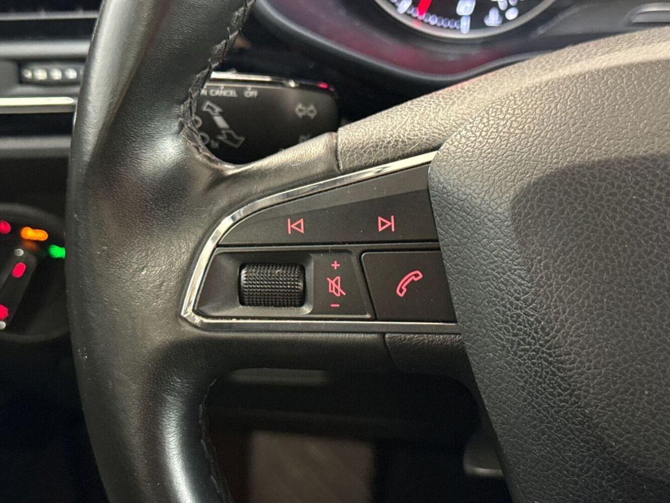 SEAT Leon vaihtoauto
