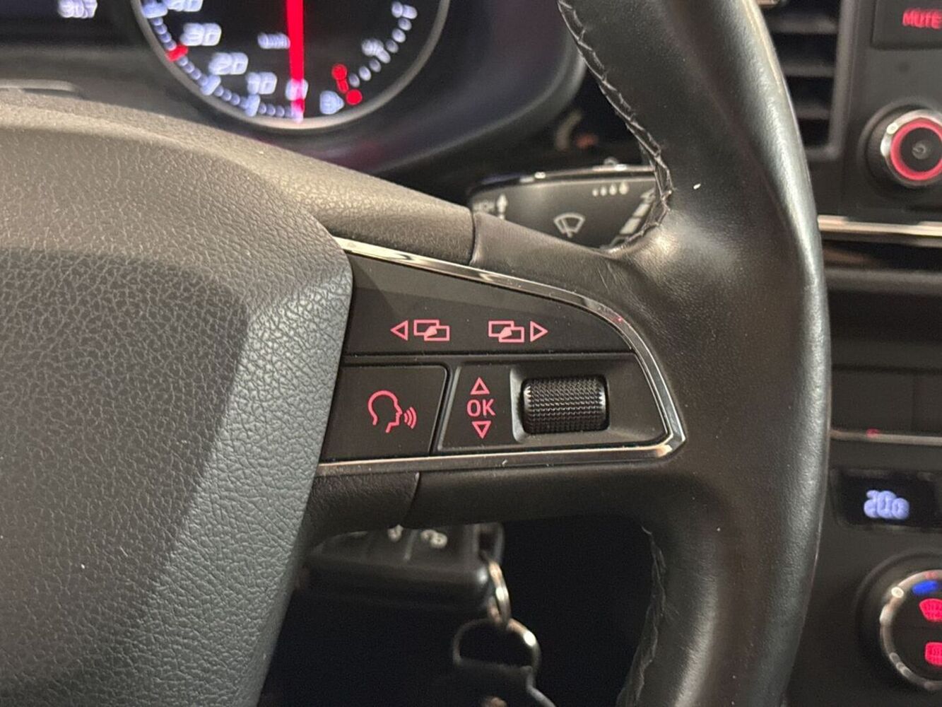 SEAT Leon vaihtoauto