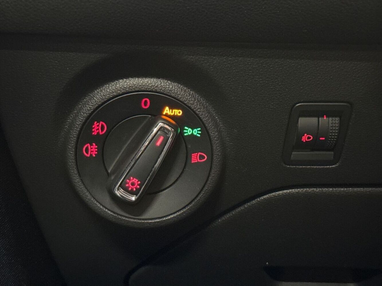 SEAT Leon vaihtoauto
