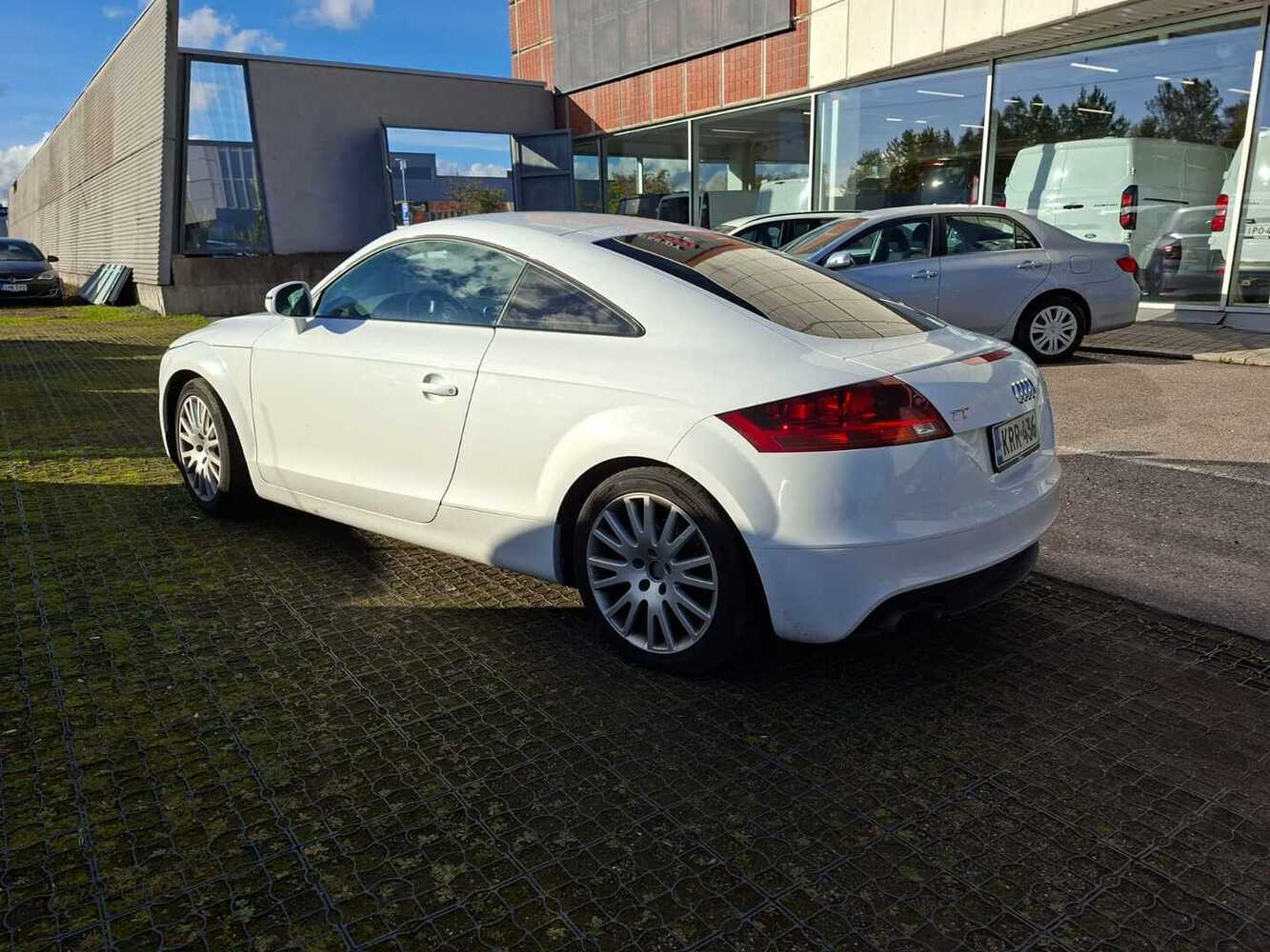 Audi TT vaihtoauto