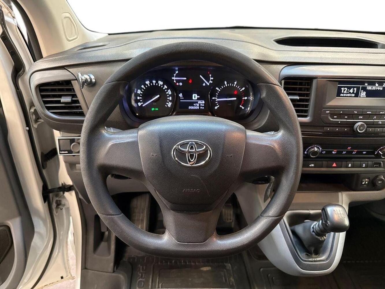 Toyota Proace vaihtoauto