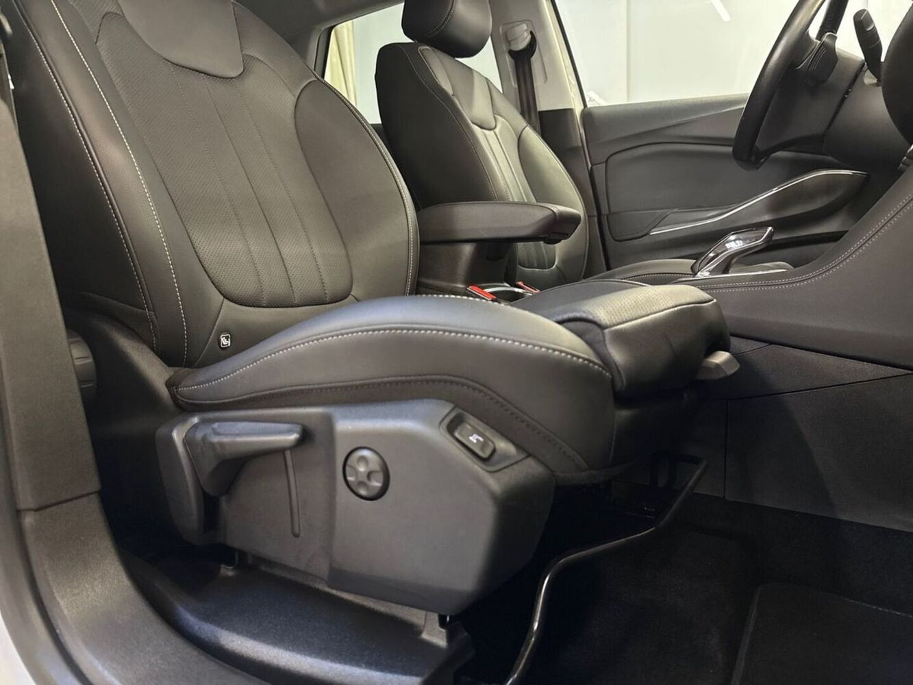 Opel Grandland X vaihtoauto