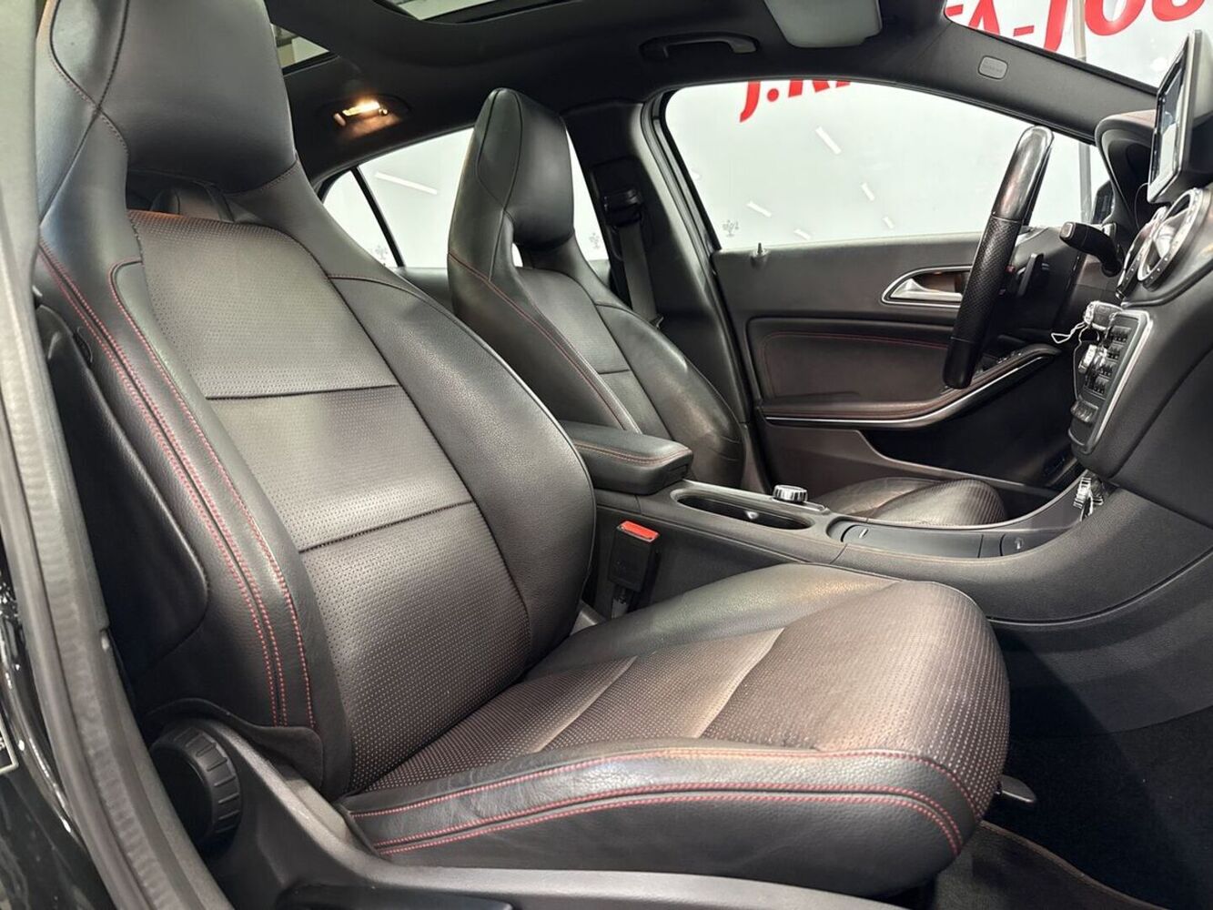 Mercedes-Benz GLA vaihtoauto