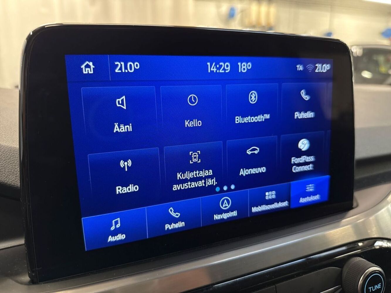 Ford Kuga vaihtoauto