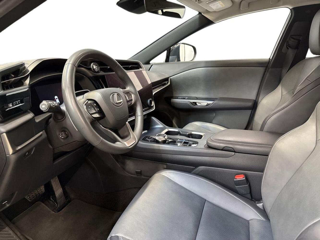Lexus RZ vaihtoauto