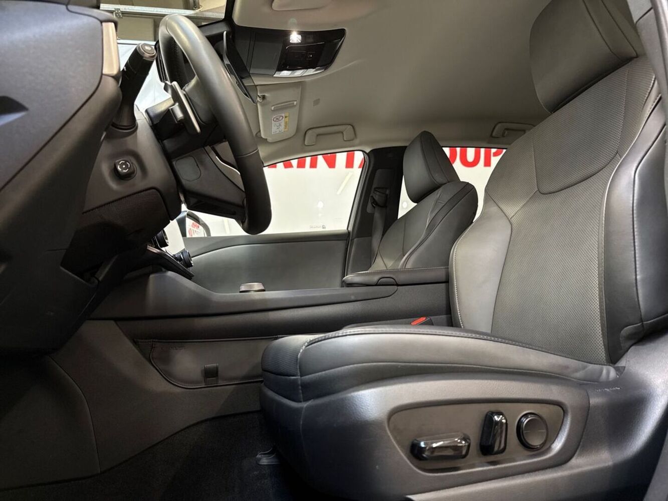 Lexus RZ vaihtoauto