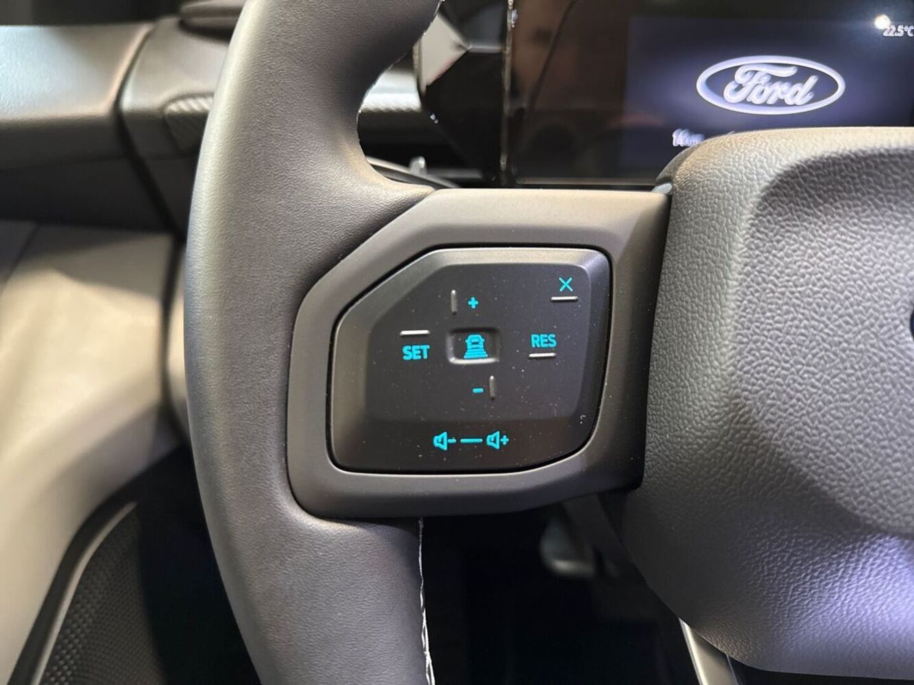 Ford USA Explorer vaihtoauto