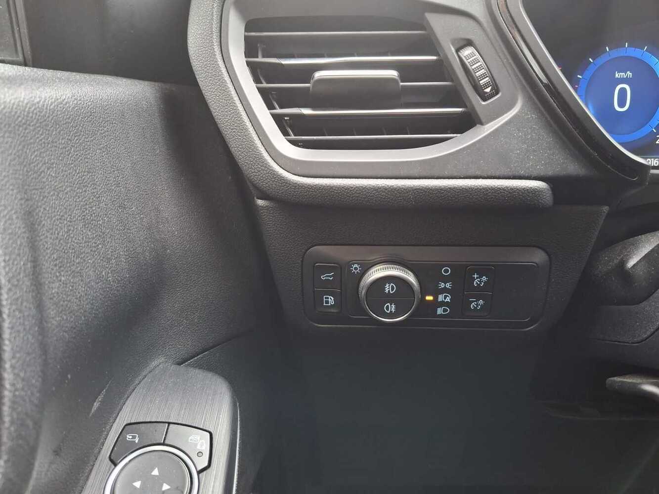 Ford Kuga vaihtoauto
