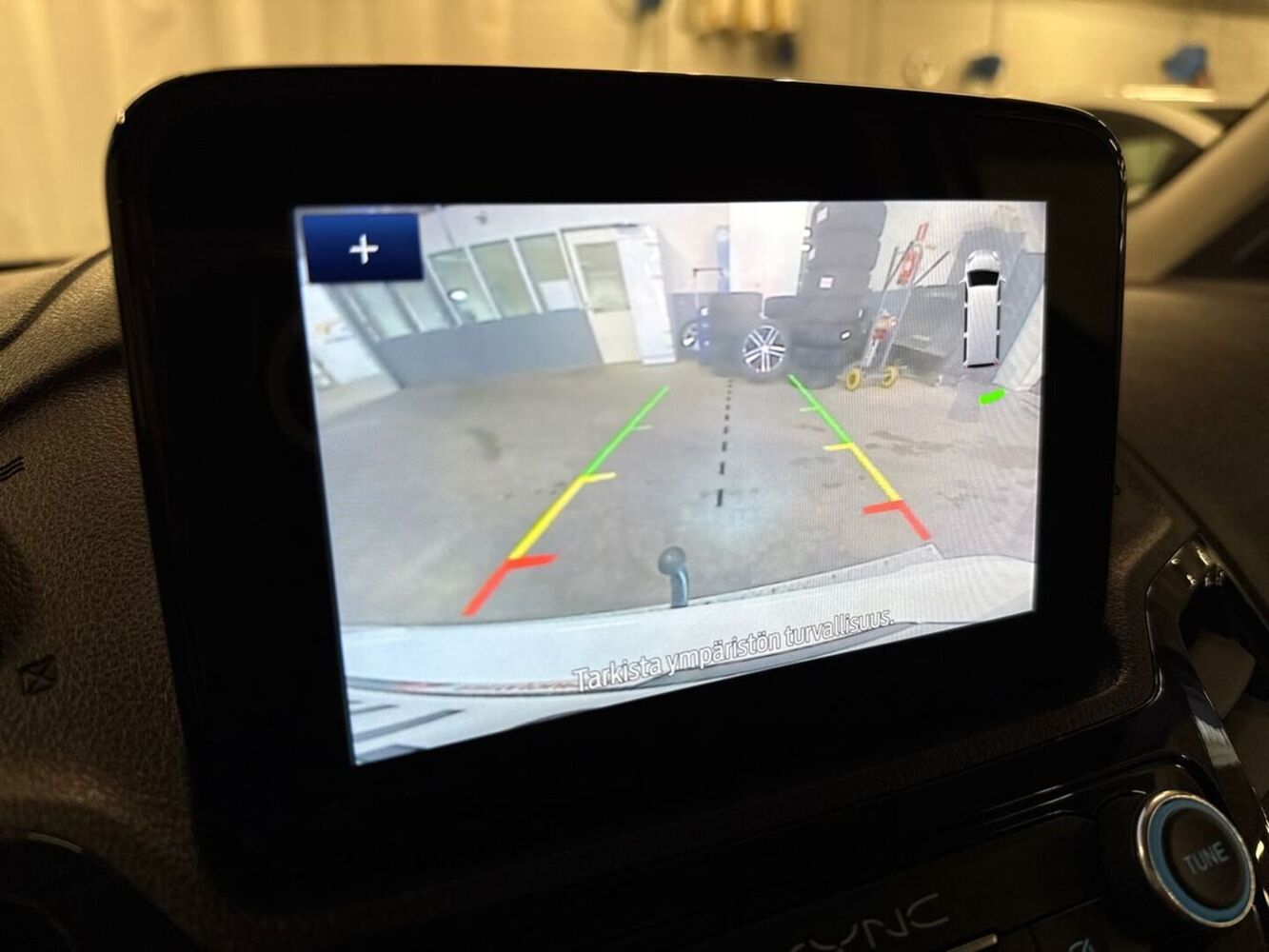 Ford Grand Tourneo Connect vaihtoauto