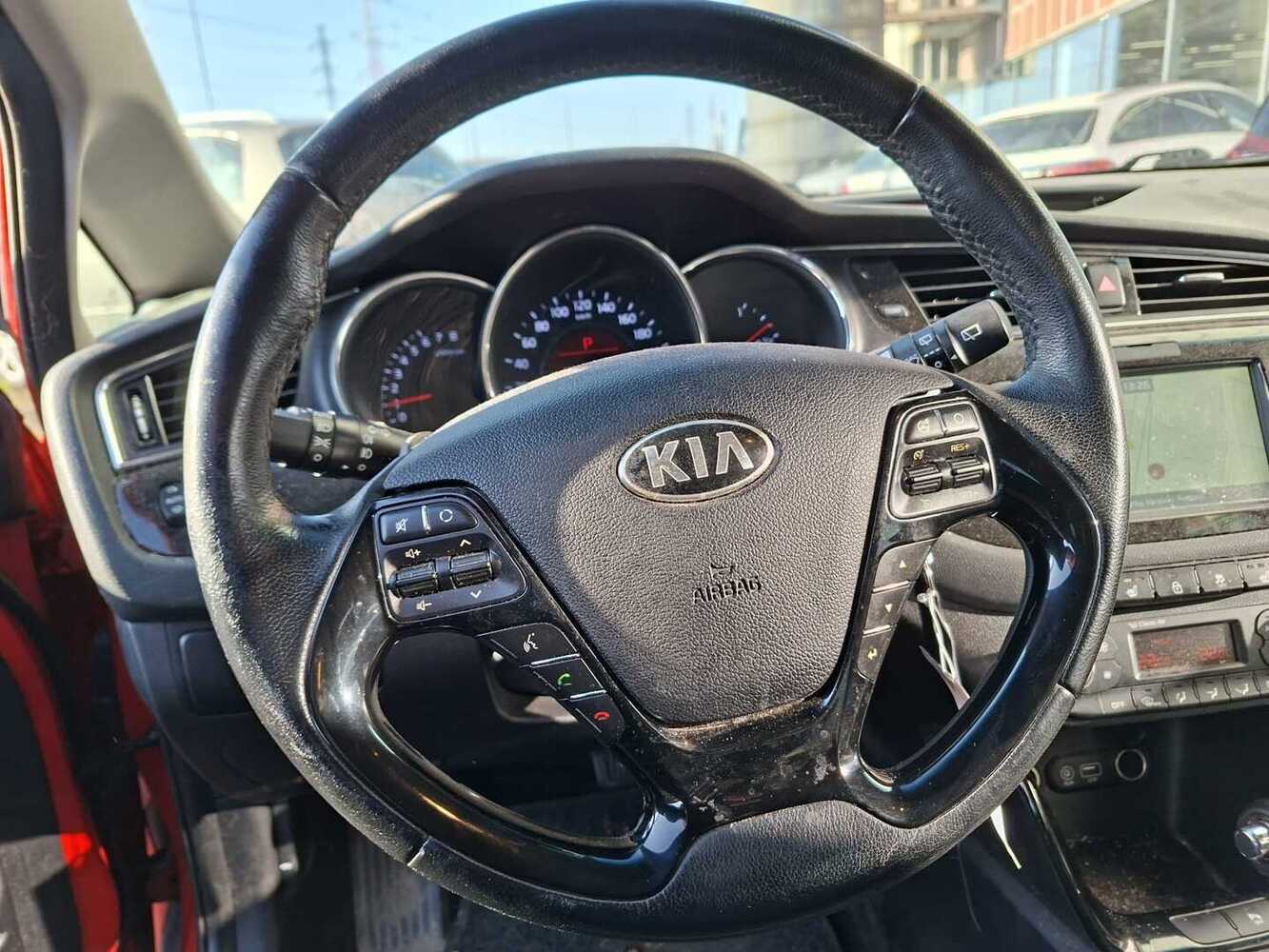 Kia Ceed vaihtoauto