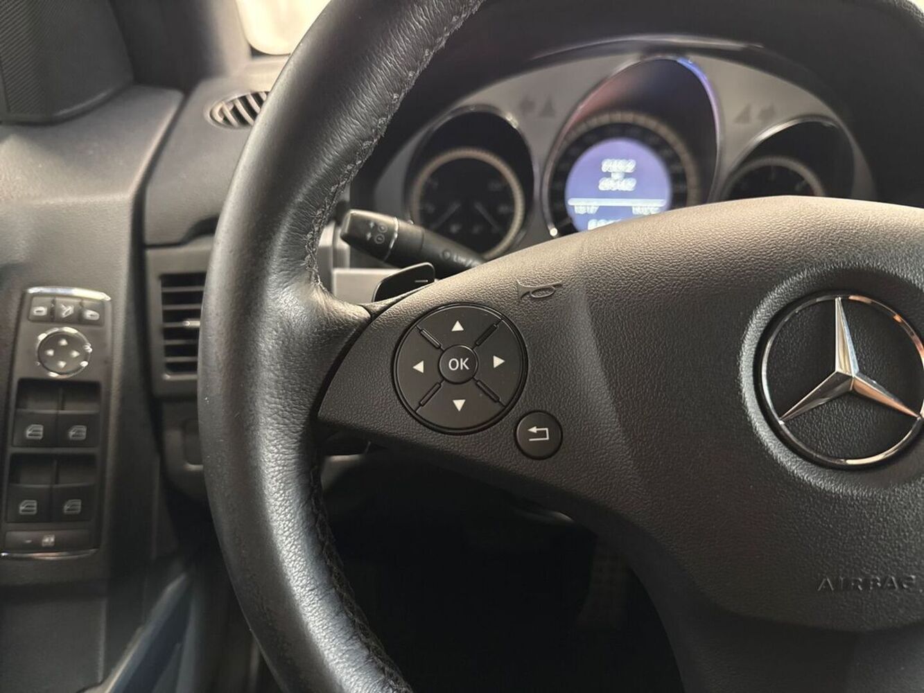 Mercedes-Benz GLK vaihtoauto