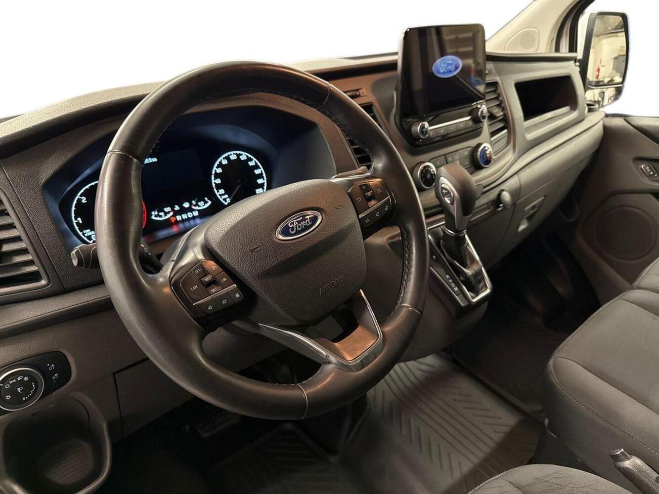 Ford Transit Custom vaihtoauto